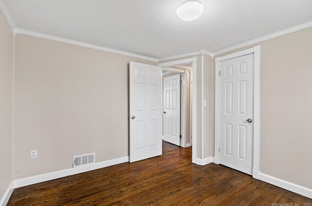 23 Foote Rd, New Haven CT  06512-2504 exterior