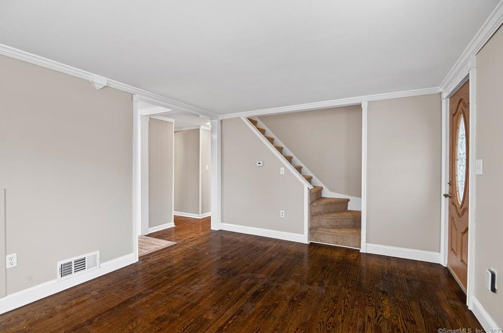 23 Foote Rd, New Haven CT  06512-2504 exterior