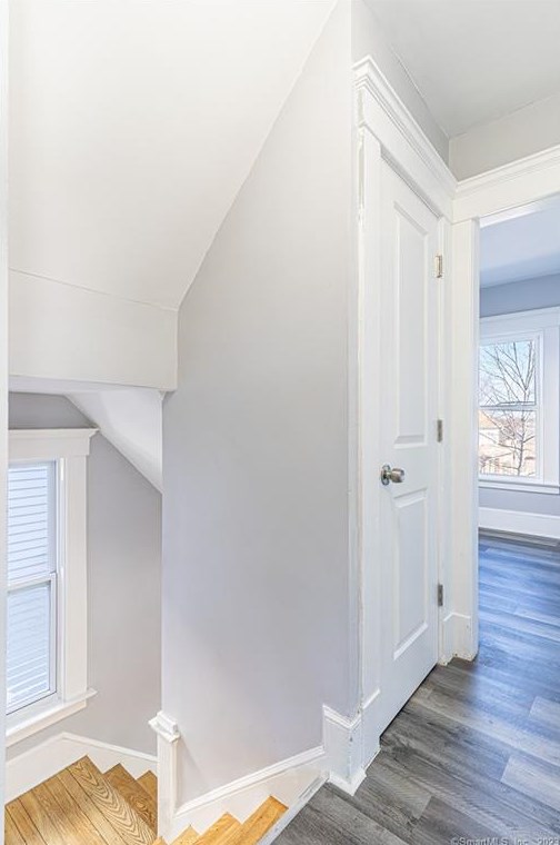 346 1st Ave, New Haven CT  06516-3812 exterior