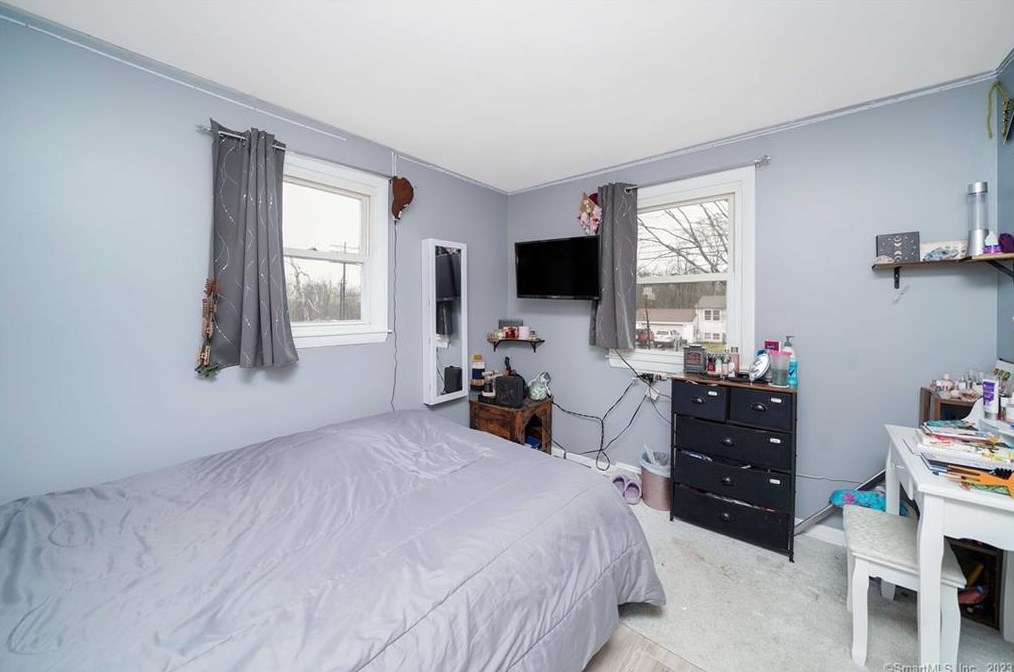 141 Yantic Ln, Norwich CT  06360-1455 exterior