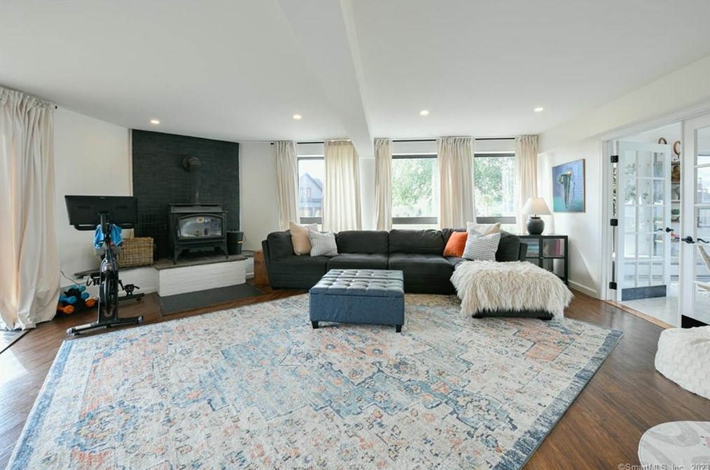 57 Bayview Cir, Watertown CT  06795-1328 exterior