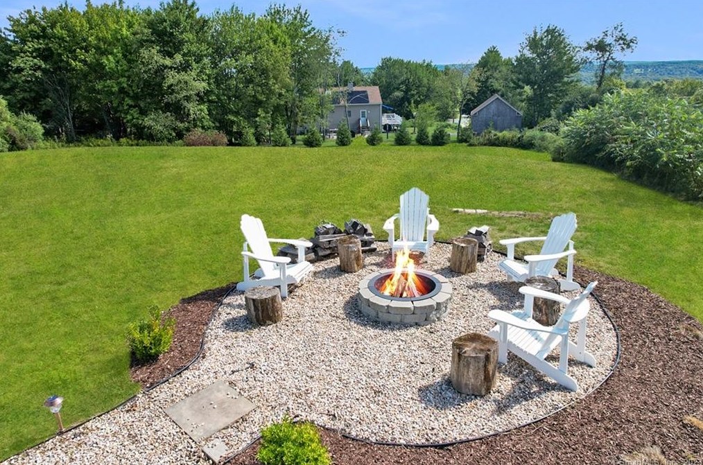 57 Bayview Cir, Watertown CT  06795-1328 exterior