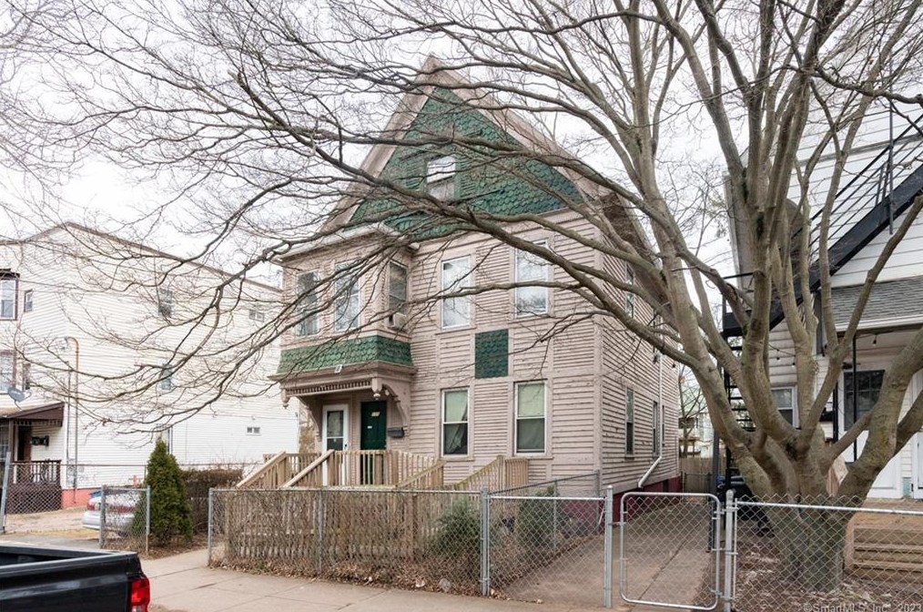 113 Plymouth St, New Haven CT  06511-2511 exterior