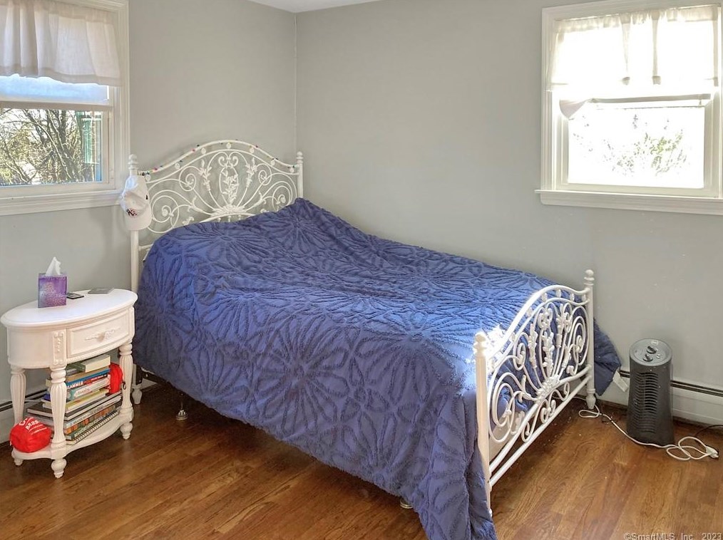 10 Mark Dr, Coventry CT  06238-1122 exterior