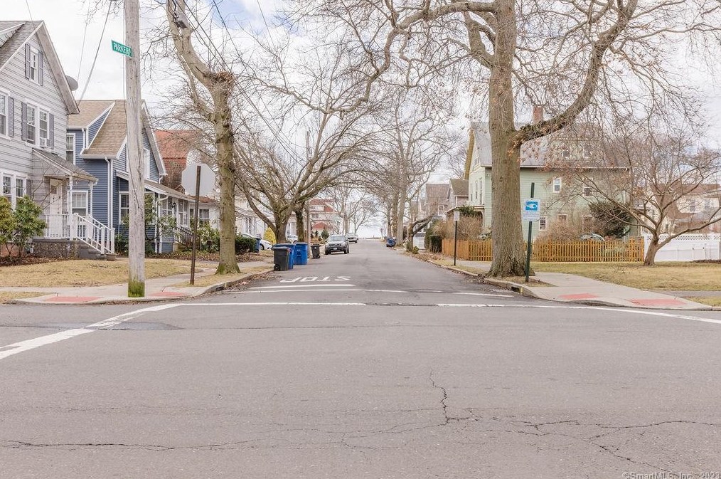 193 Concord St, New Haven CT  06514-4017 exterior