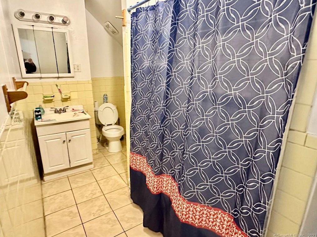 539 Lombard St, New Haven CT 06513-2954 exterior