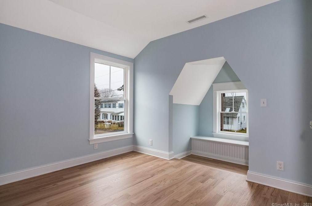19 Neptune Dr, Fenwick CT  06475-2917 exterior