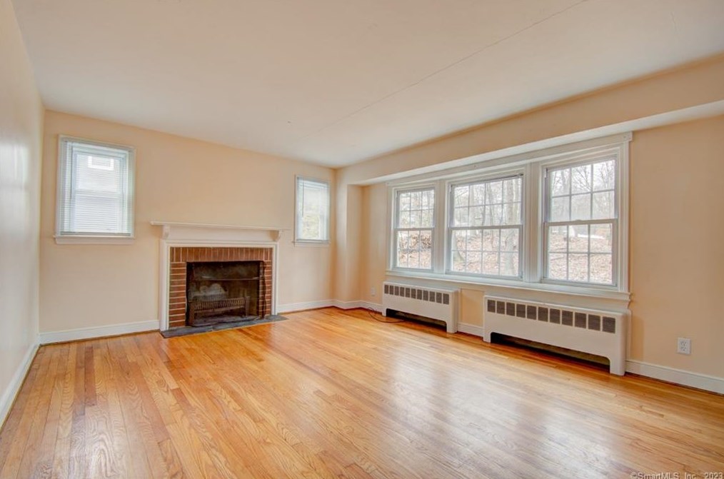 79 Birdseye Rd, Farmington CT  06032-2427 exterior