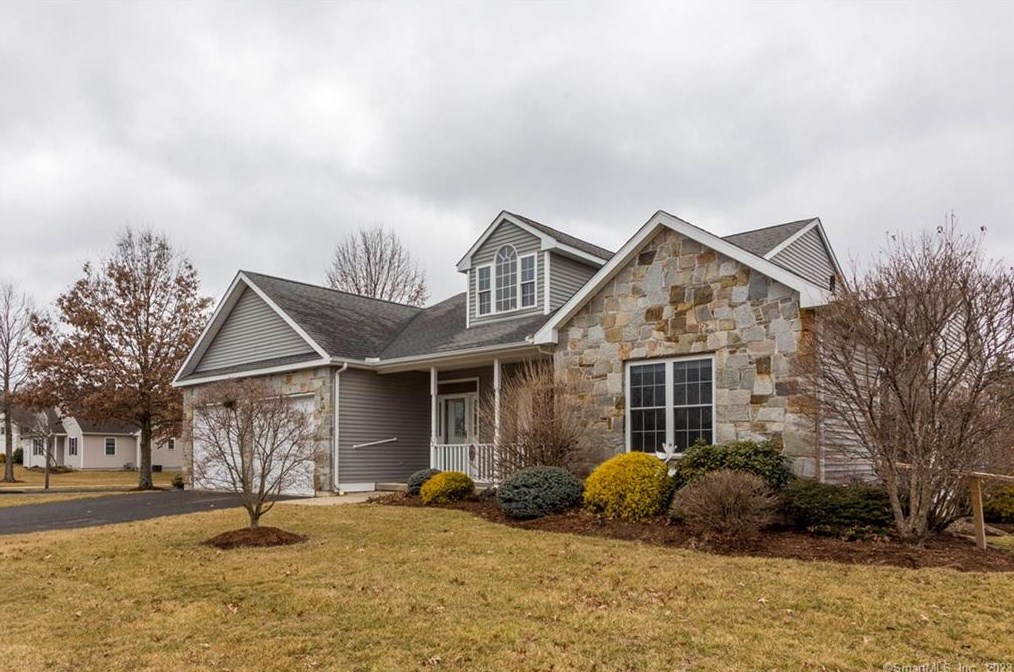 82 Meadowview Ln, Vernon CT  06066-2759 exterior
