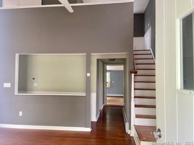 23 Hickory Dr, Westport CT  06880-3807 exterior