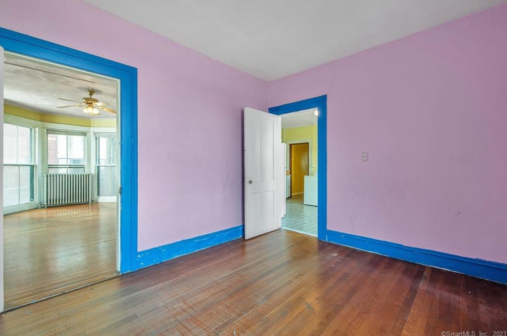 211 Franklin Ave, Hartford CT  06114-1339 exterior