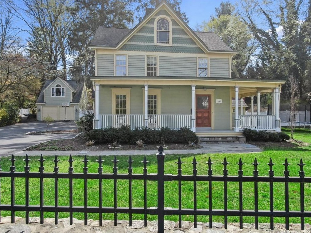 81 Compo Rd S Ln, Westport CT  06880 exterior