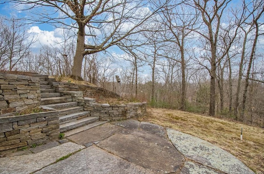 129 Mountain Spring Rd, Tolland CT  06084-2932 exterior
