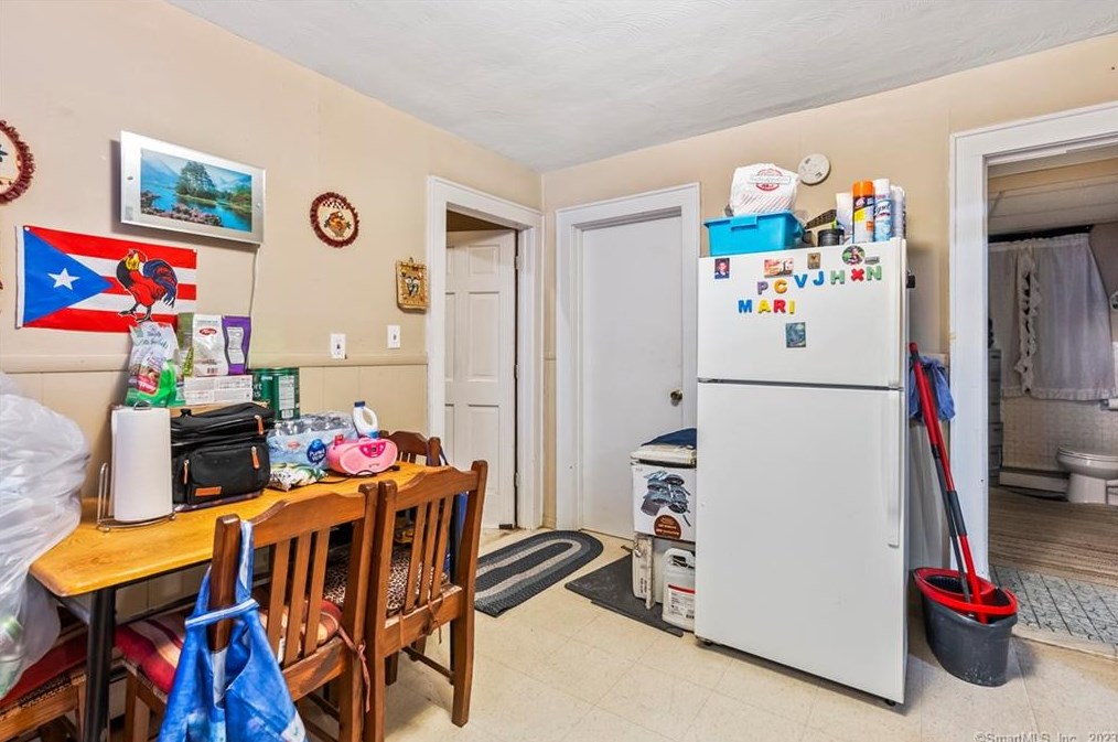 51 Bodwell St, Hartford CT 06114-2604 exterior