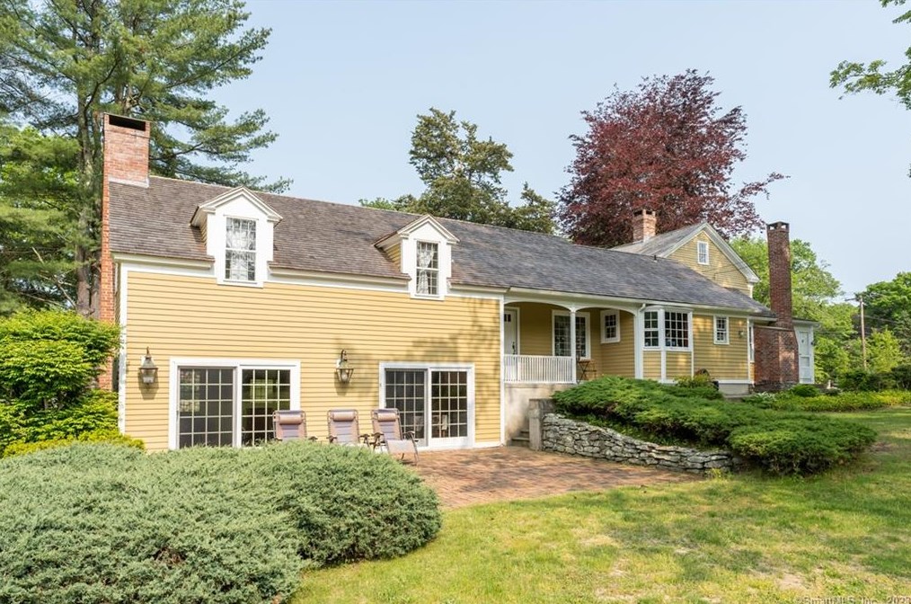 193 Horse Pond Rd, Madison CT  06443-2550 exterior