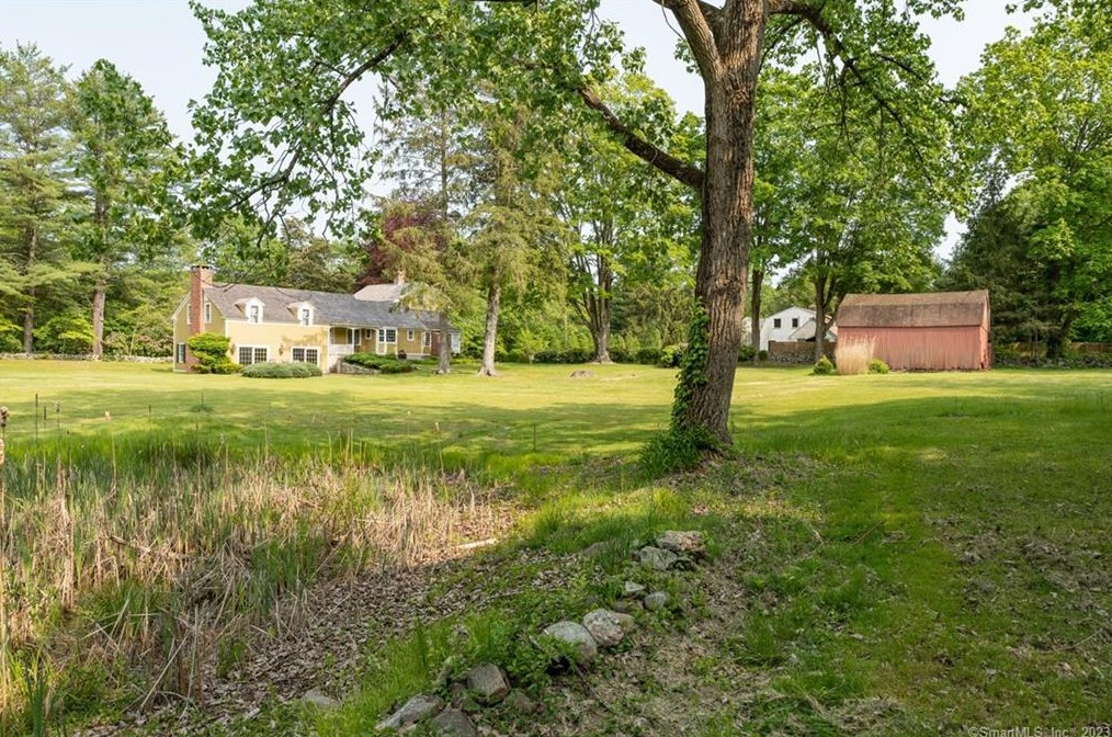 193 Horse Pond Rd, Madison CT  06443-2550 exterior