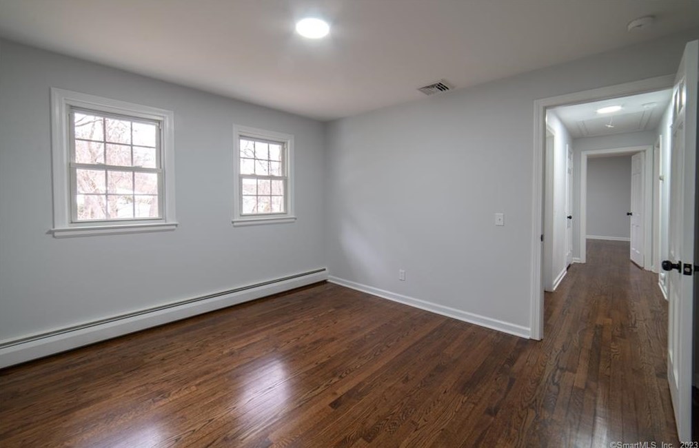 93 Lockwood Dr, Watertown CT  06795-2511 exterior