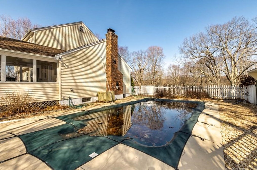 62 Reservoir Rd, Northville CT  06776-3059 exterior
