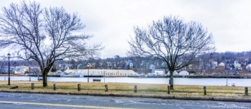 54 Front St, New Haven CT 06513-3925 exterior