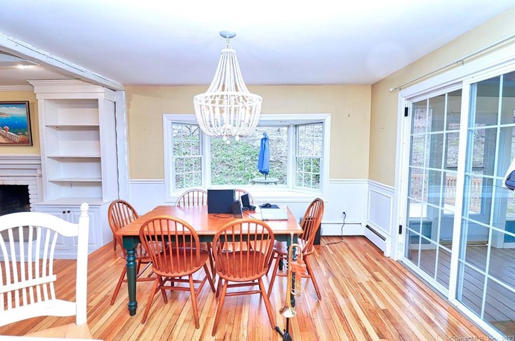 165 Lum Lot Rd, Southbury CT  06488-1960 exterior