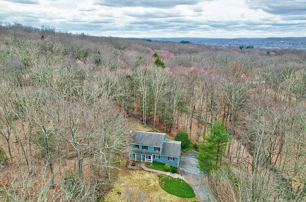 165 Lum Lot Rd, Southbury CT  06488-1960 exterior