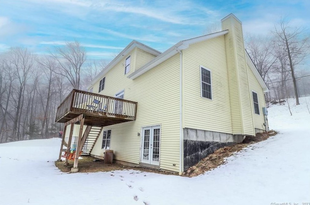 186 Pumpkin Hill Rd, Northville CT  06776-4654 exterior