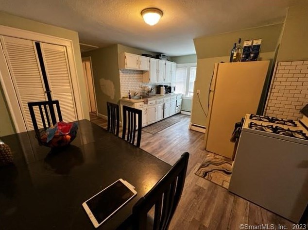 62 Preston St, Hartford CT 06114-2619 exterior