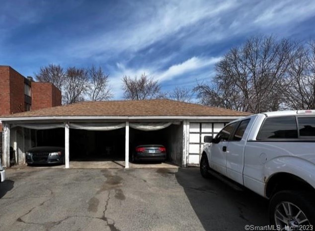 62 Preston St, Hartford CT 06114-2619 exterior