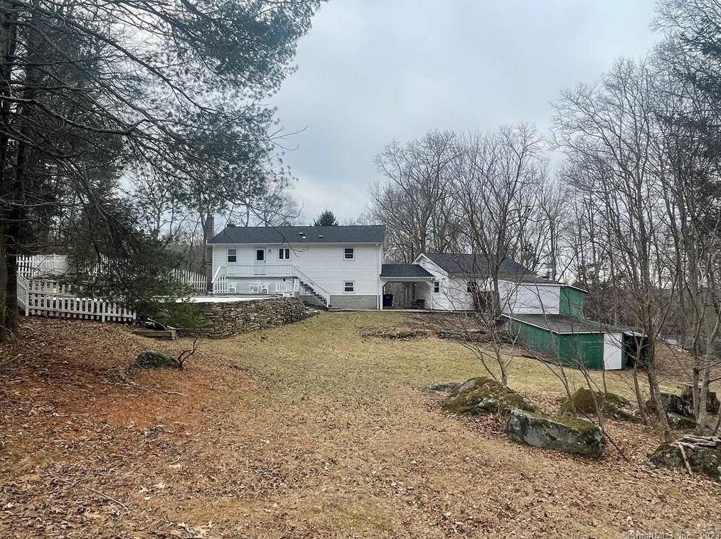 6 Milltown Rd, North Stonington CT  06359-1205 exterior