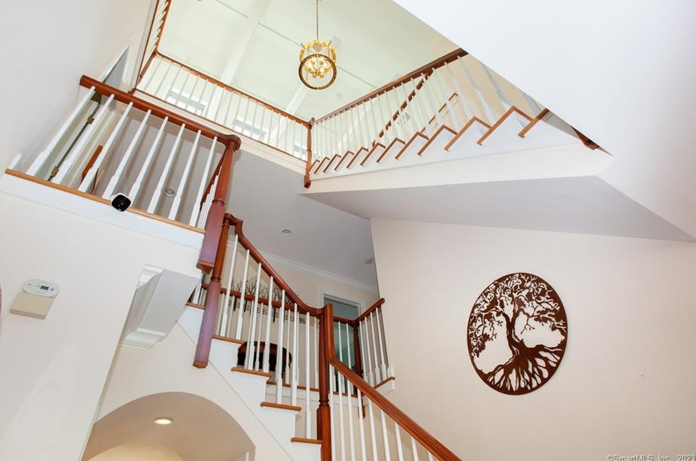 3 Nauset Ln, Unionville CT  06085-1490 exterior