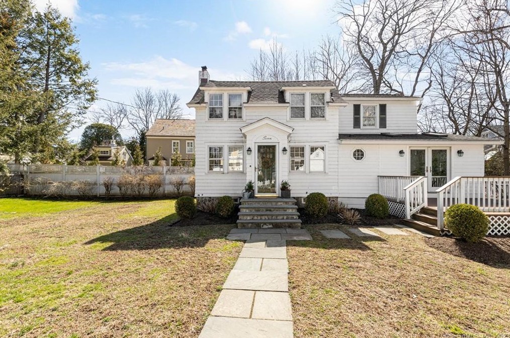 7 Short St, Westport CT  06880-2047 exterior