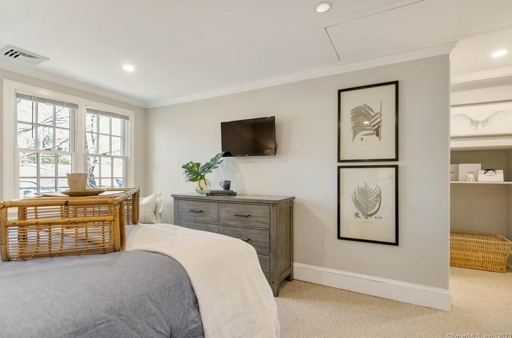 7 Short St, Westport CT  06880-2047 exterior