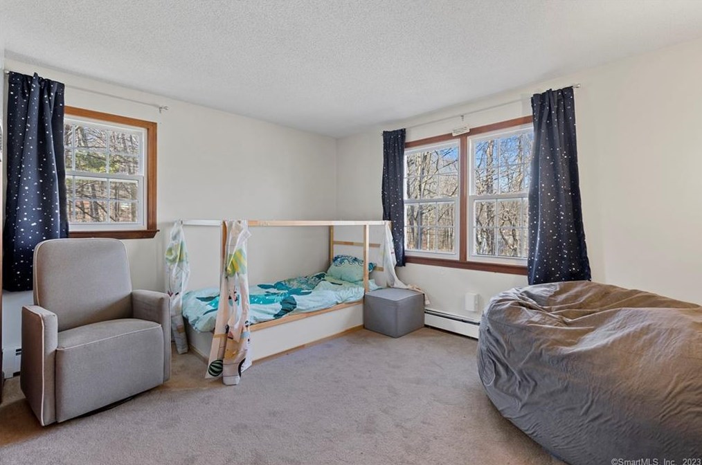65 Barnshed Ln, Guilford CT  06437-1109 exterior