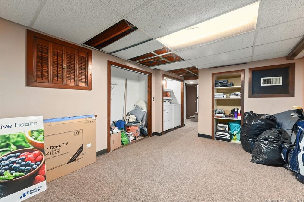 8 Lewis Dr, Watertown CT  06779-2014 exterior