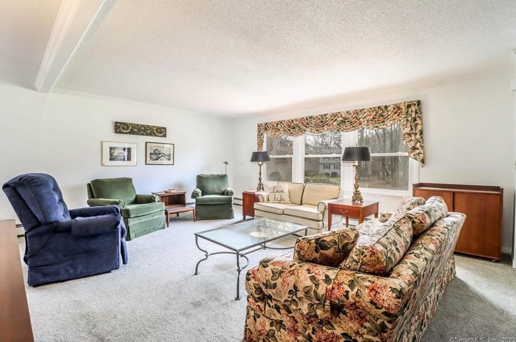 28 Meetinghouse Ter, Northville CT  06776-5118 exterior