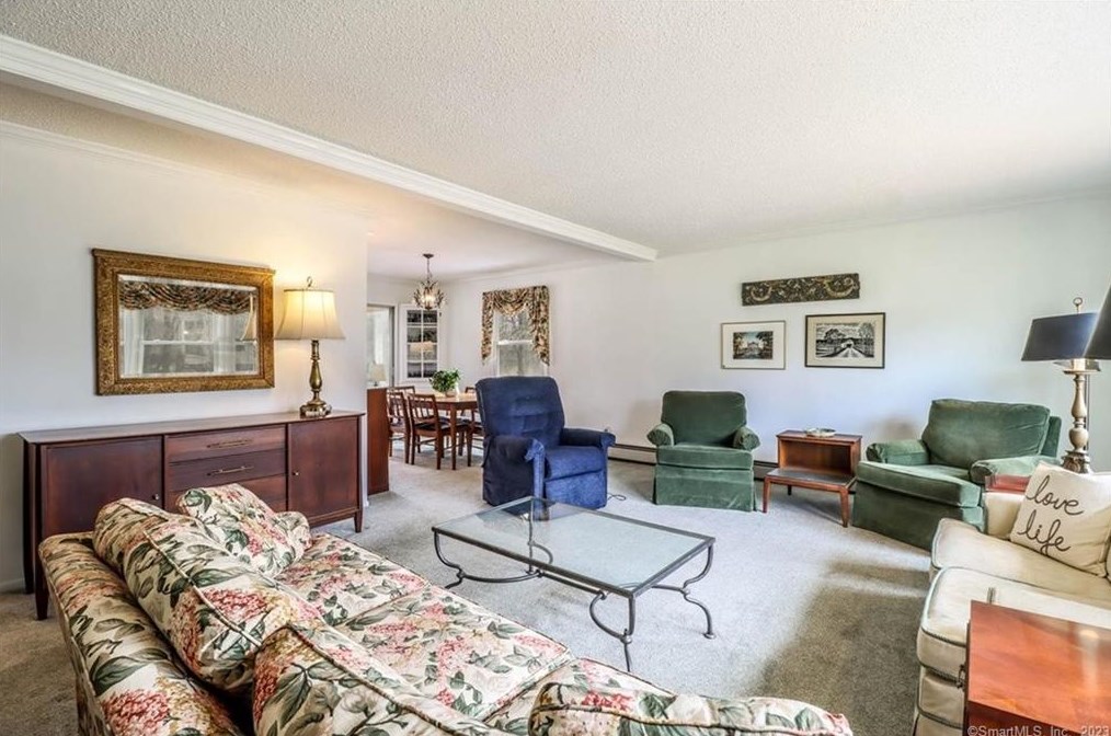 28 Meetinghouse Ter, Northville CT  06776-5118 exterior