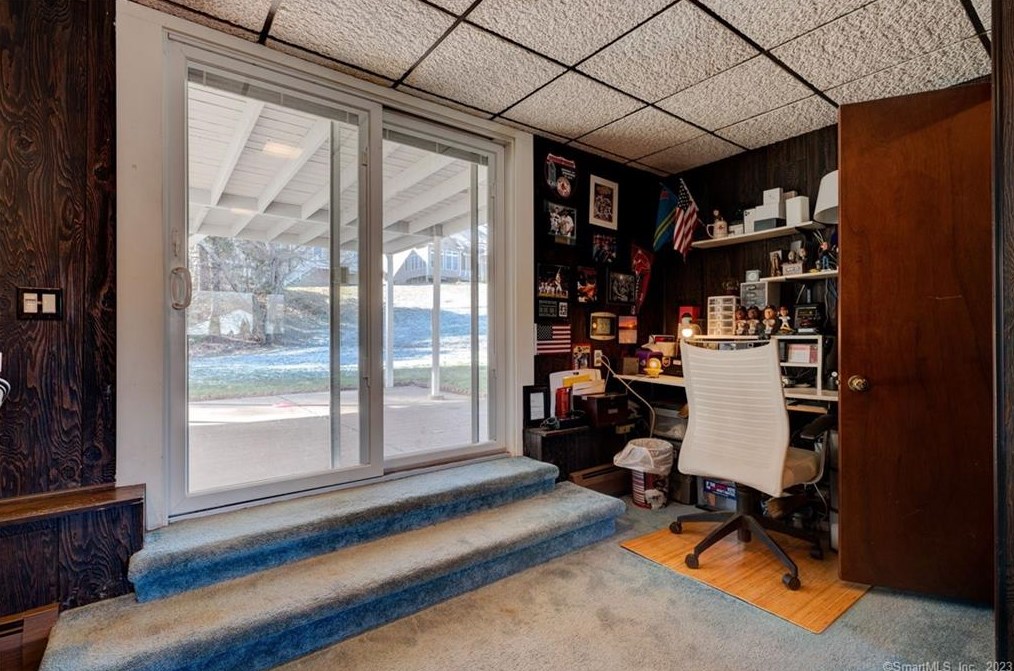 44 Woodland Rd, Rocky Hill CT  06067-2616 exterior