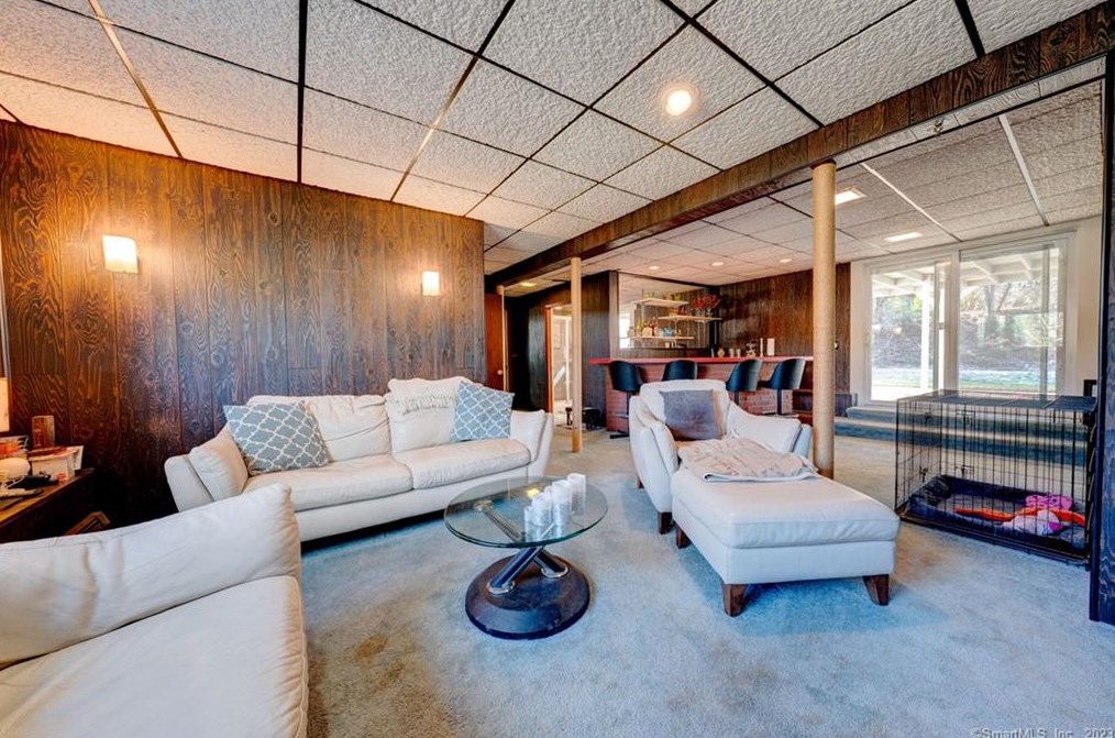 44 Woodland Rd, Rocky Hill CT  06067-2616 exterior