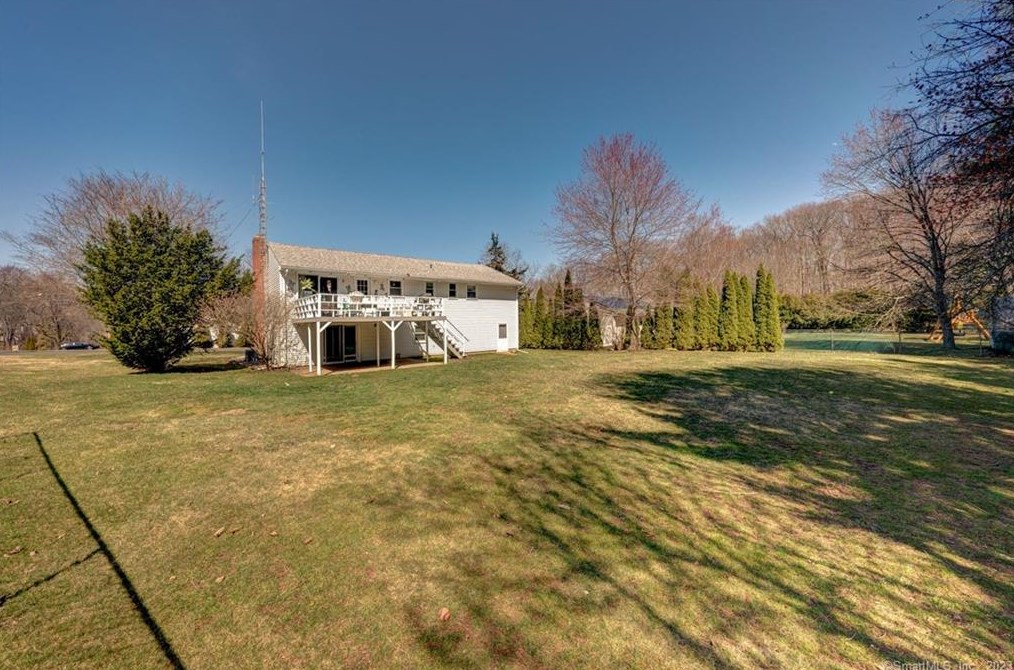 44 Woodland Rd, Rocky Hill CT  06067-2616 exterior