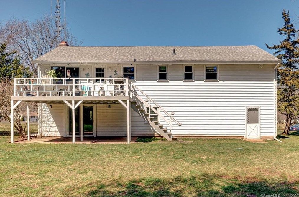 44 Woodland Rd, Rocky Hill CT  06067-2616 exterior