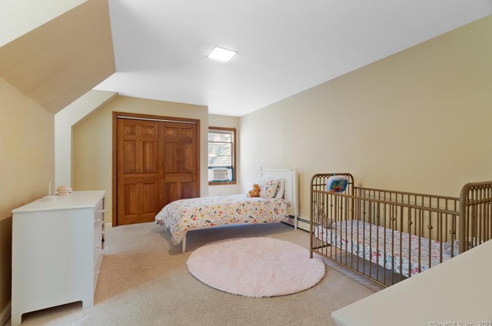 7 Silver Birch Ln, Clinton CT  06413-1174 exterior