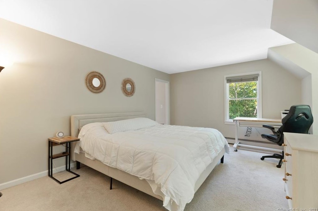 7 Silver Birch Ln, Clinton CT  06413-1174 exterior