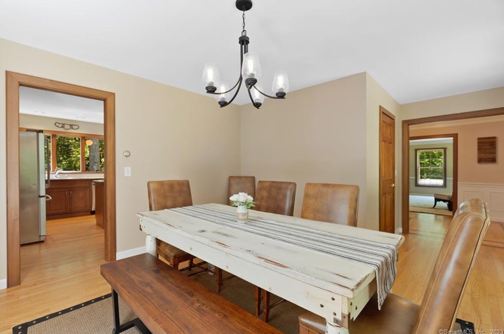 7 Silver Birch Ln, Clinton CT  06413-1174 exterior