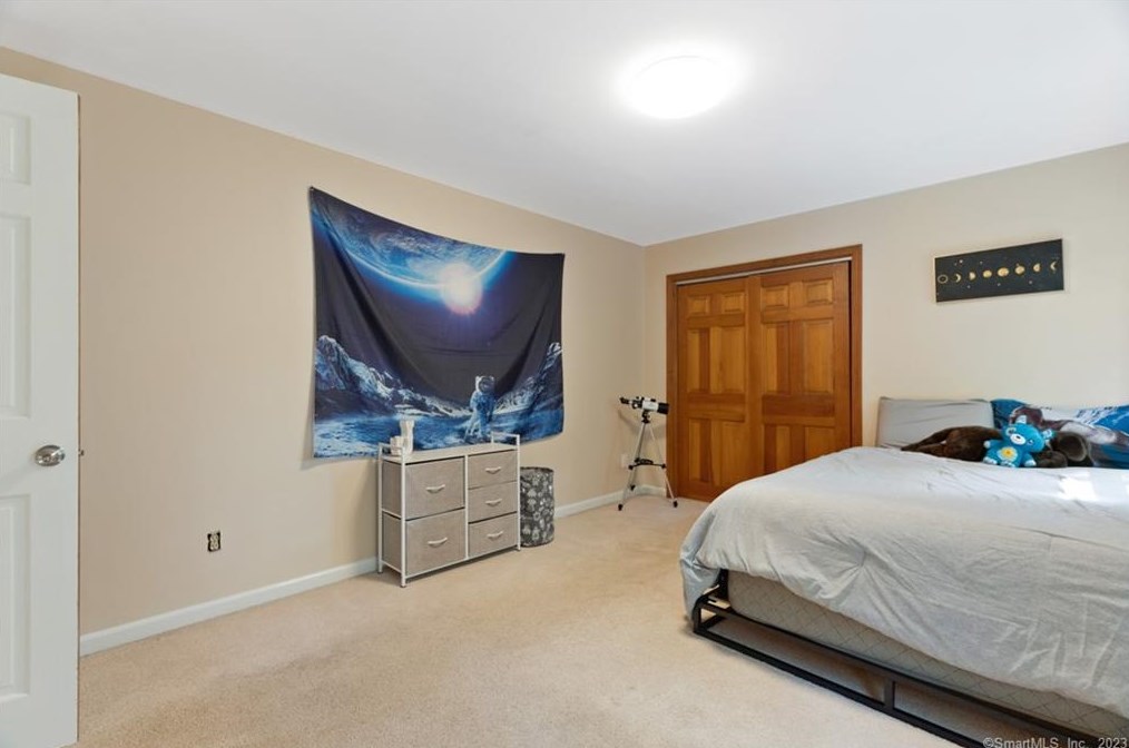 7 Silver Birch Ln, Clinton CT  06413-1174 exterior