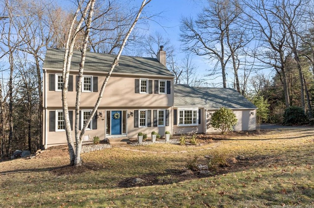 183 Highridge Rd, Avon CT  06001-3257 exterior