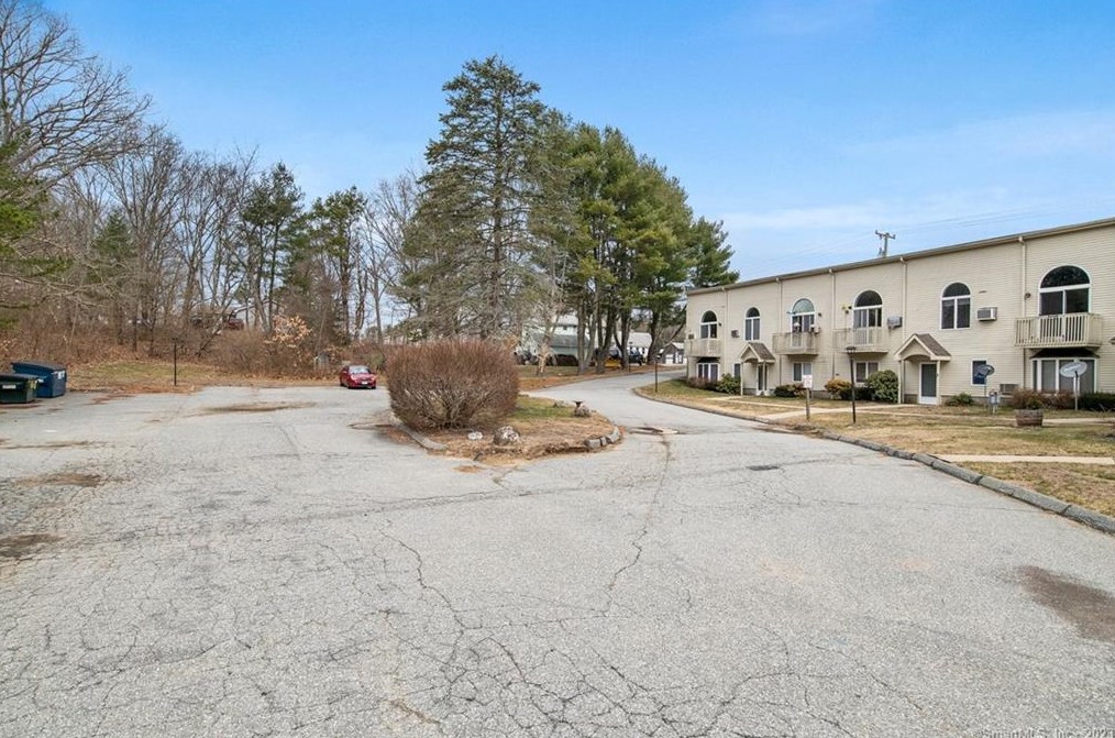 49 Canterbury Rd, Plainfield CT  06374-1003 exterior