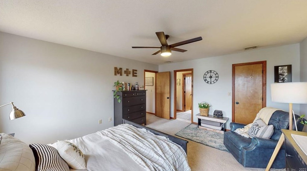 11 Eddon Dr, New Haven CT  06512-1057 exterior