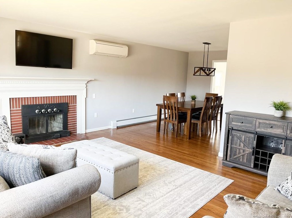 159 Radnor Ln, Watertown CT  06779-2019 exterior
