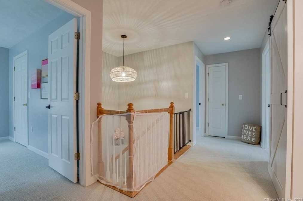 25 Church St, Brooklyn CT  06234-1507 exterior