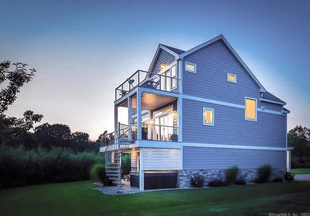 15 Beach View Ave, Fenwick CT  06475-1605 exterior
